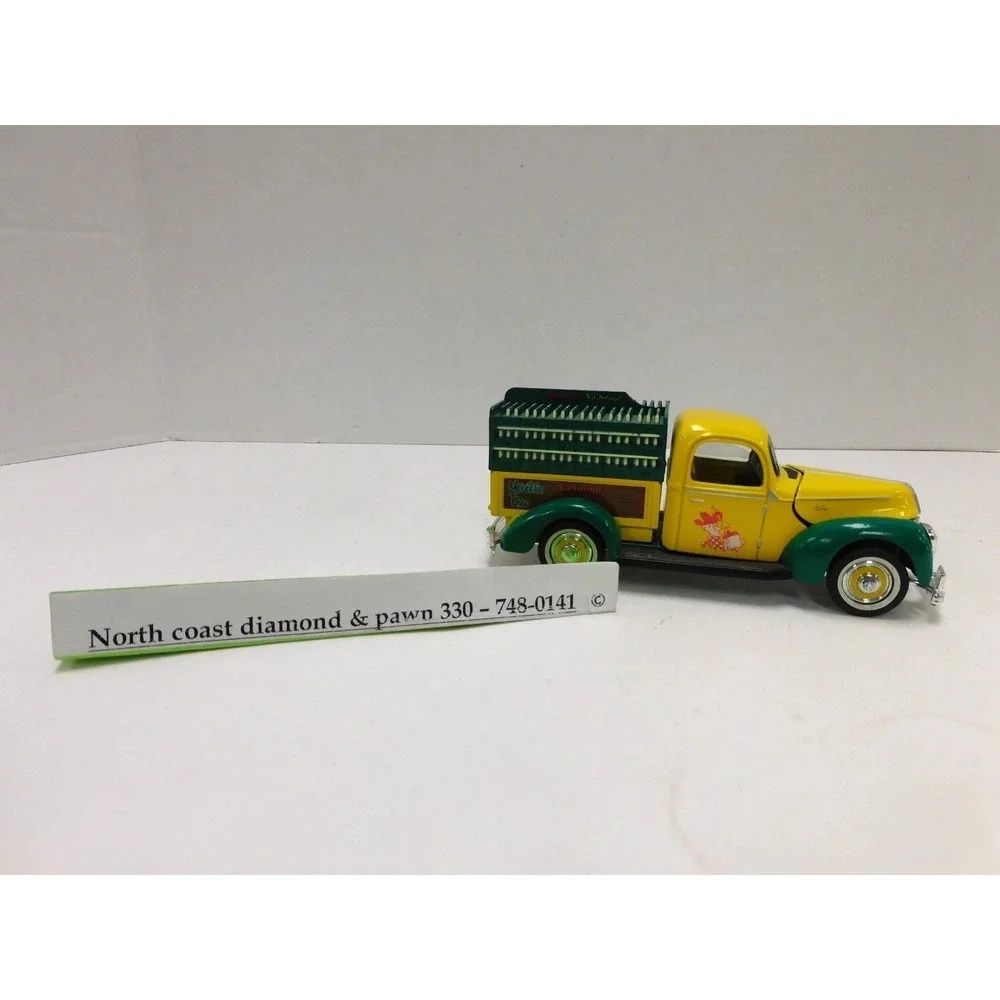 Mountain Dew Ya-hooo! Diecast Ford  Truck Yellow Green Soda Collectible DW90